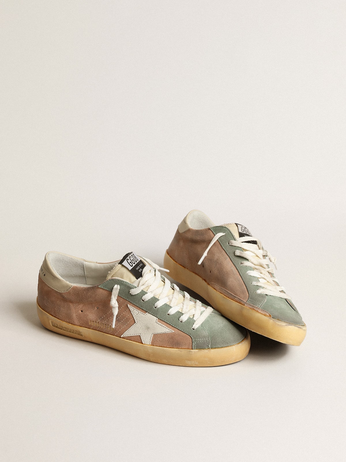 Super Star in suede marrone e verde con stella in nappa bianca Golden Goose