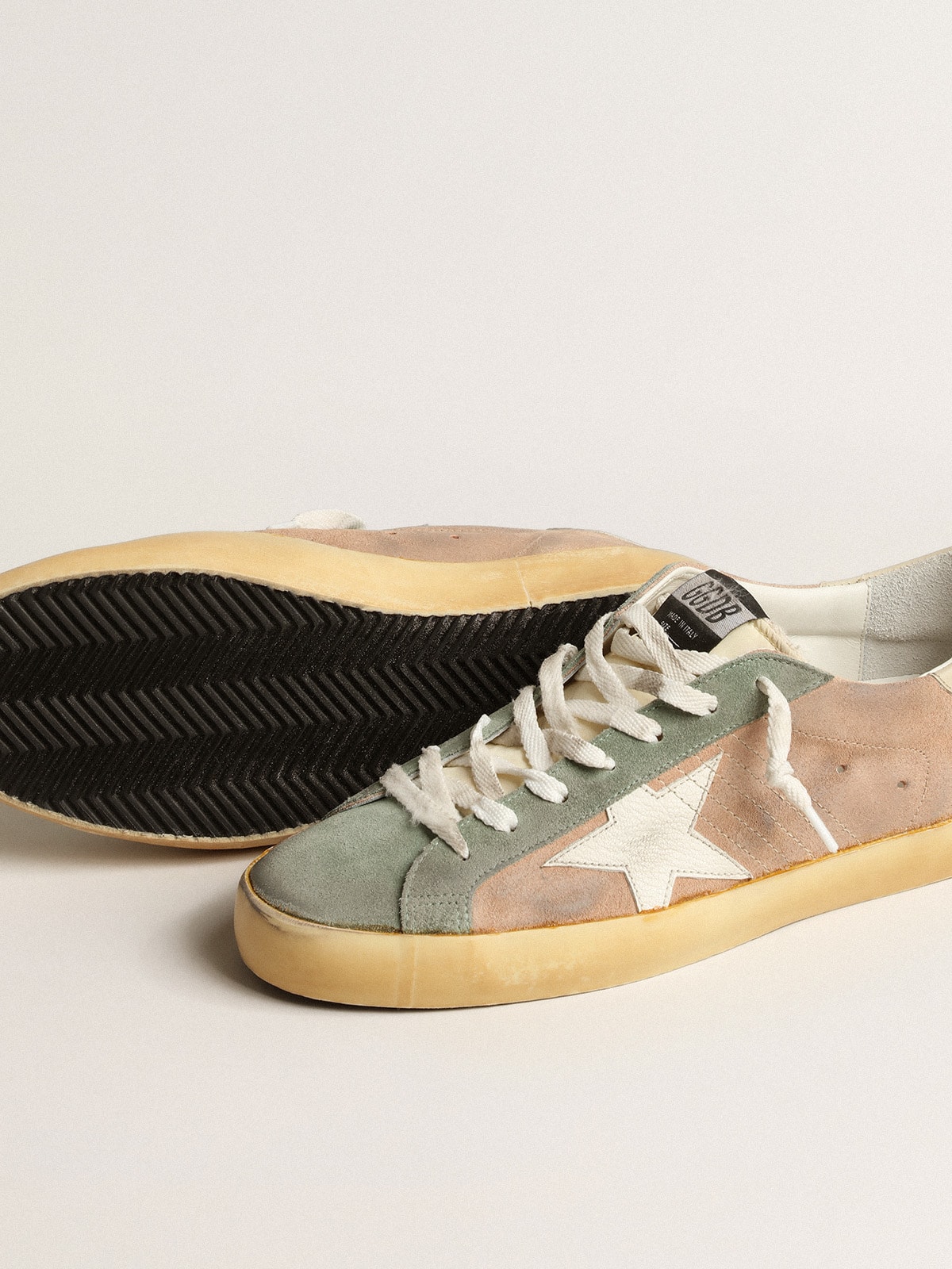 Golden Goose - Super-Star de suede marrom e verde com estrela de napa branca in 