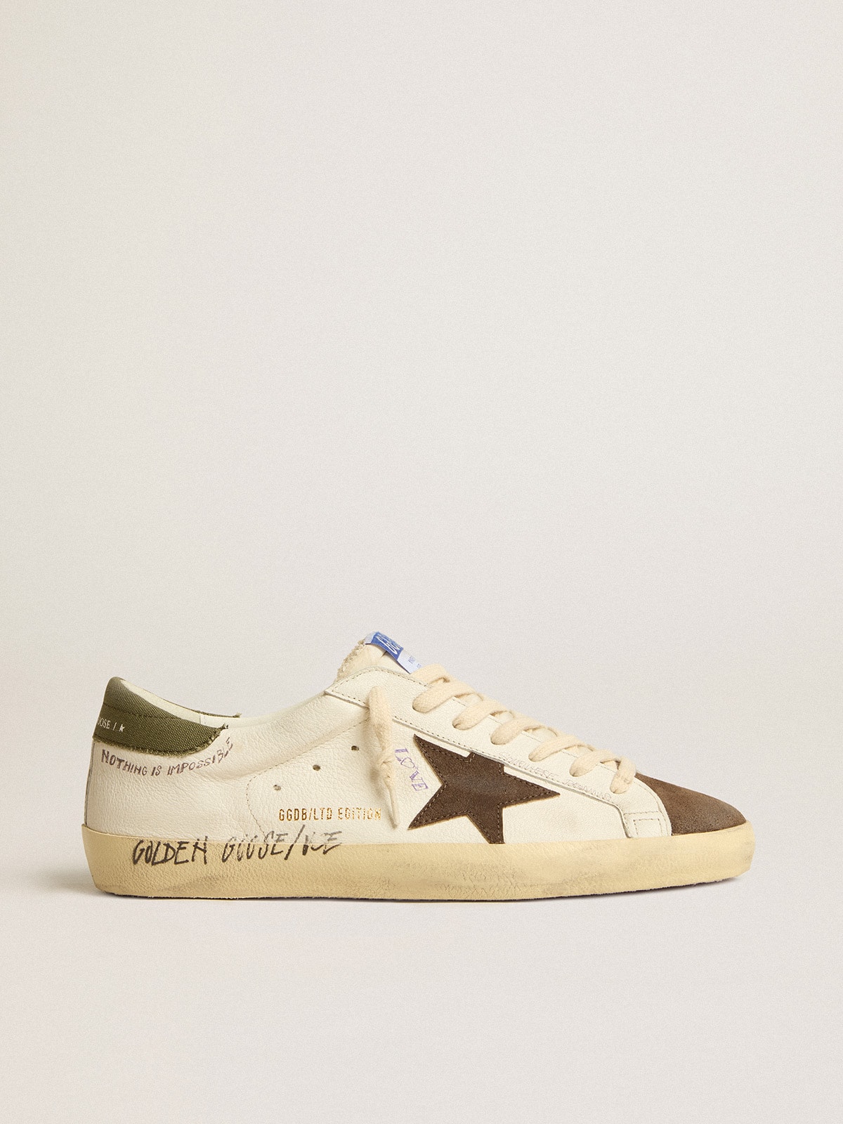 Super Star Uomo LTD in nappa con stella in suede marrone e talloncino verde Golden Goose