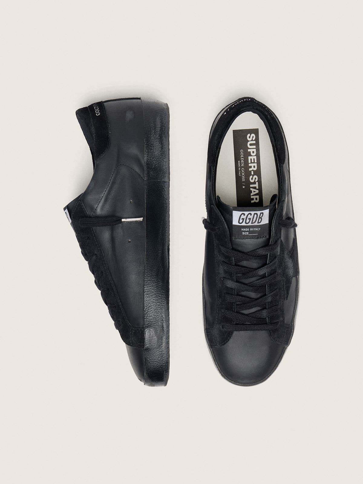 Golden Goose - Schwarzer Super-Star Herren aus Nappa mit Stern und Ferse aus Rauleder in 
