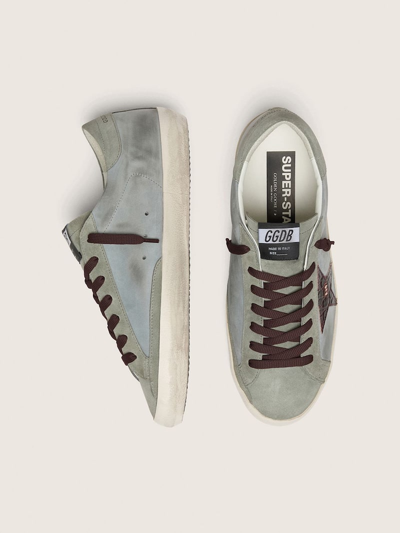 Golden Goose - Super-Star homme en cuir bleu ciel clair avec &eacute;toile bordeaux imprim&eacute;e croco in 