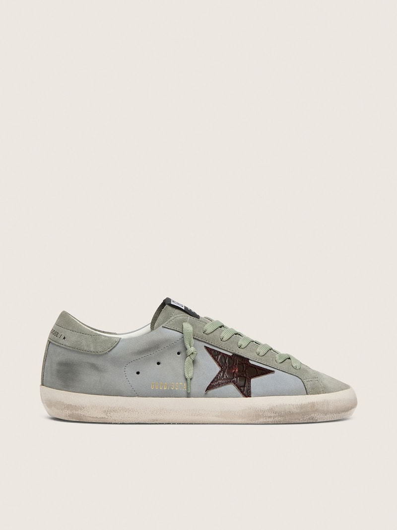 Men&rsquo;s Super-Star in light blue leather with burgundy croc-print star