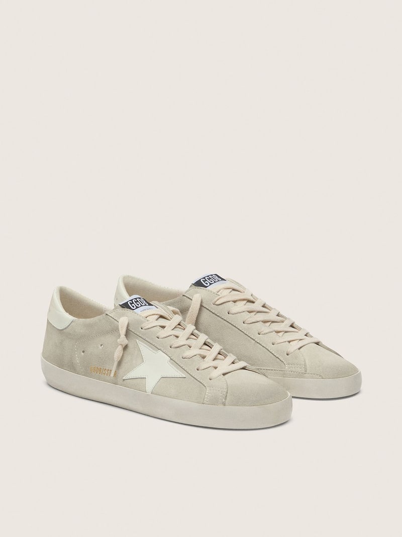 Golden Goose - Men&rsquo;s Super-Star in light gray suede with white leather star in 