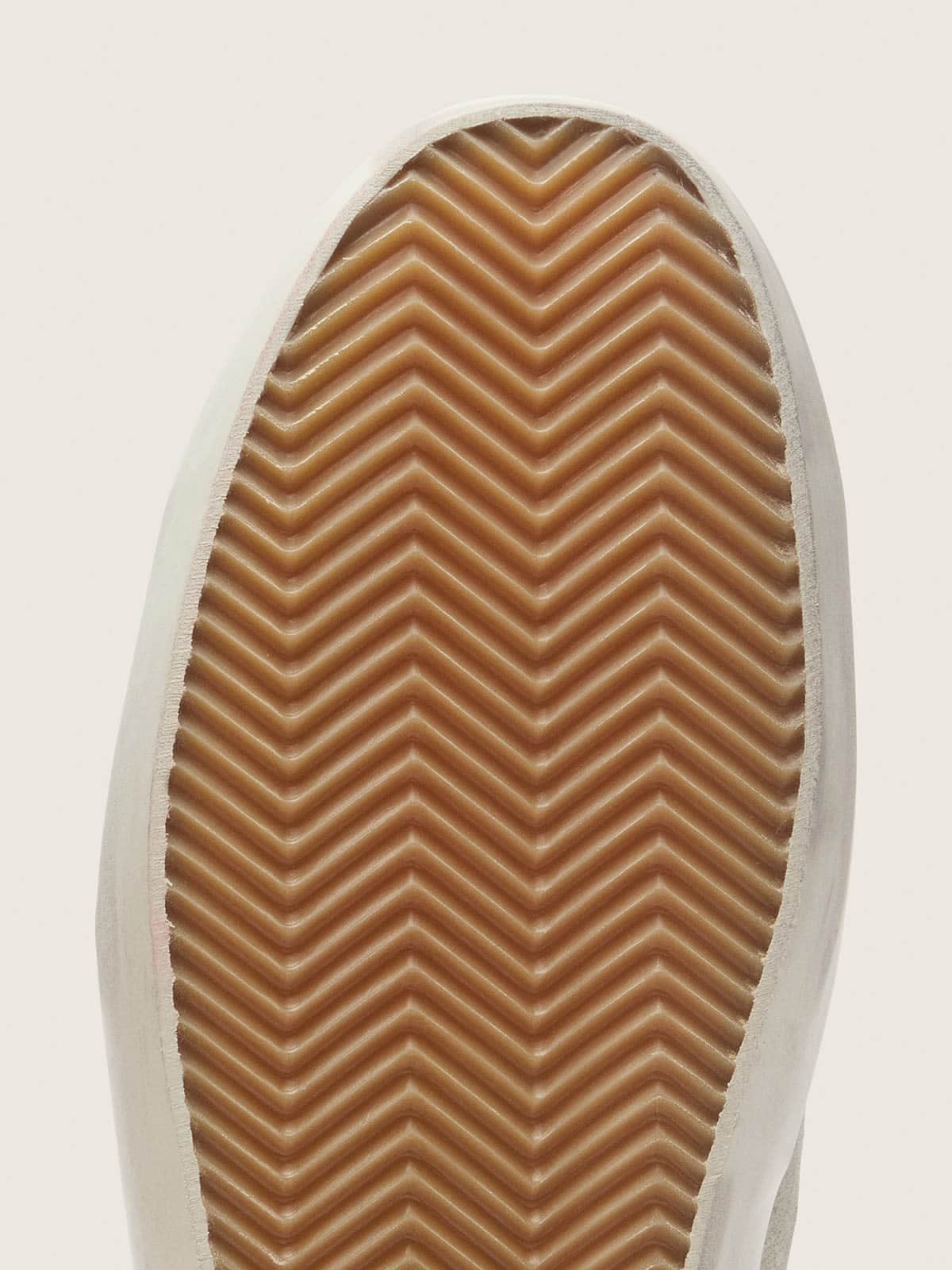 Golden Goose - Super-Star masculino de suede cinza-claro com estrela de couro branco in 