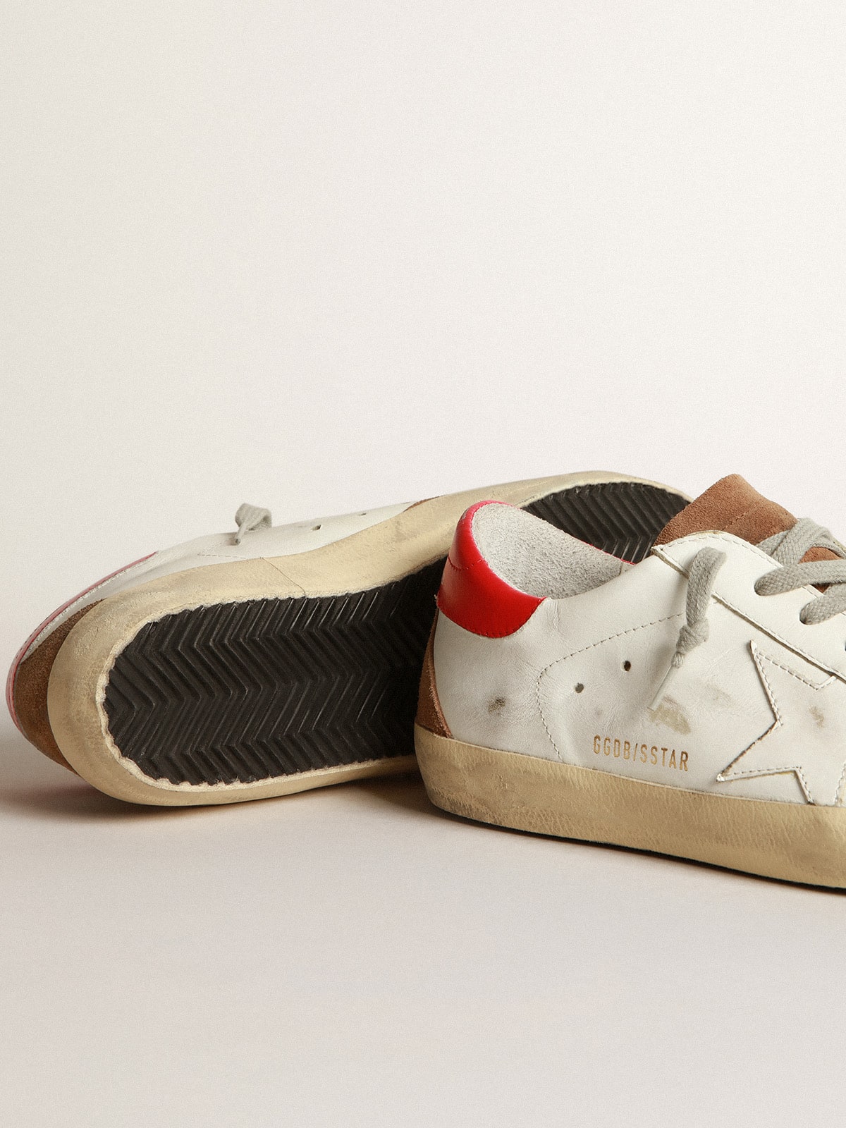 Golden Goose - Superstar sneakers with brushed finishing and vintage effect in 
