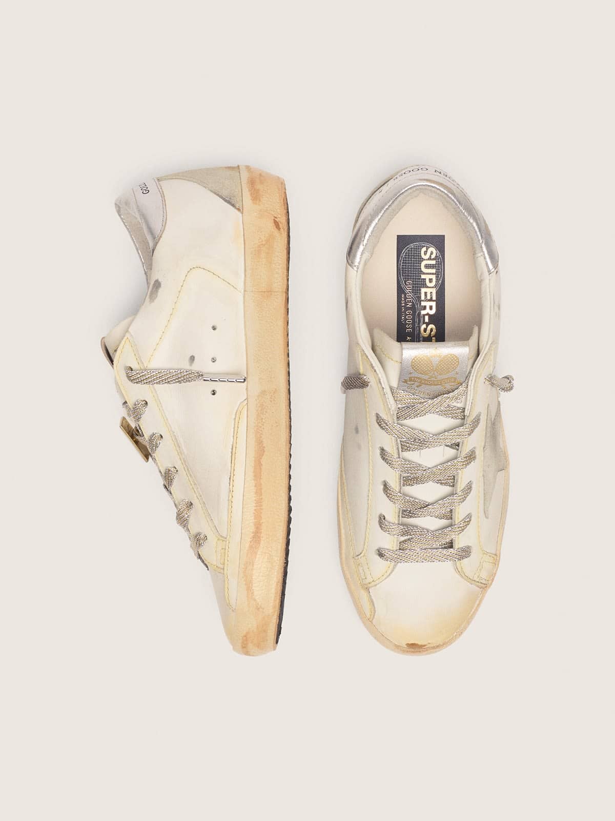 Golden Goose - Super-Star masculino tennis-inspired de couro branco com estrela de suede cinza in 