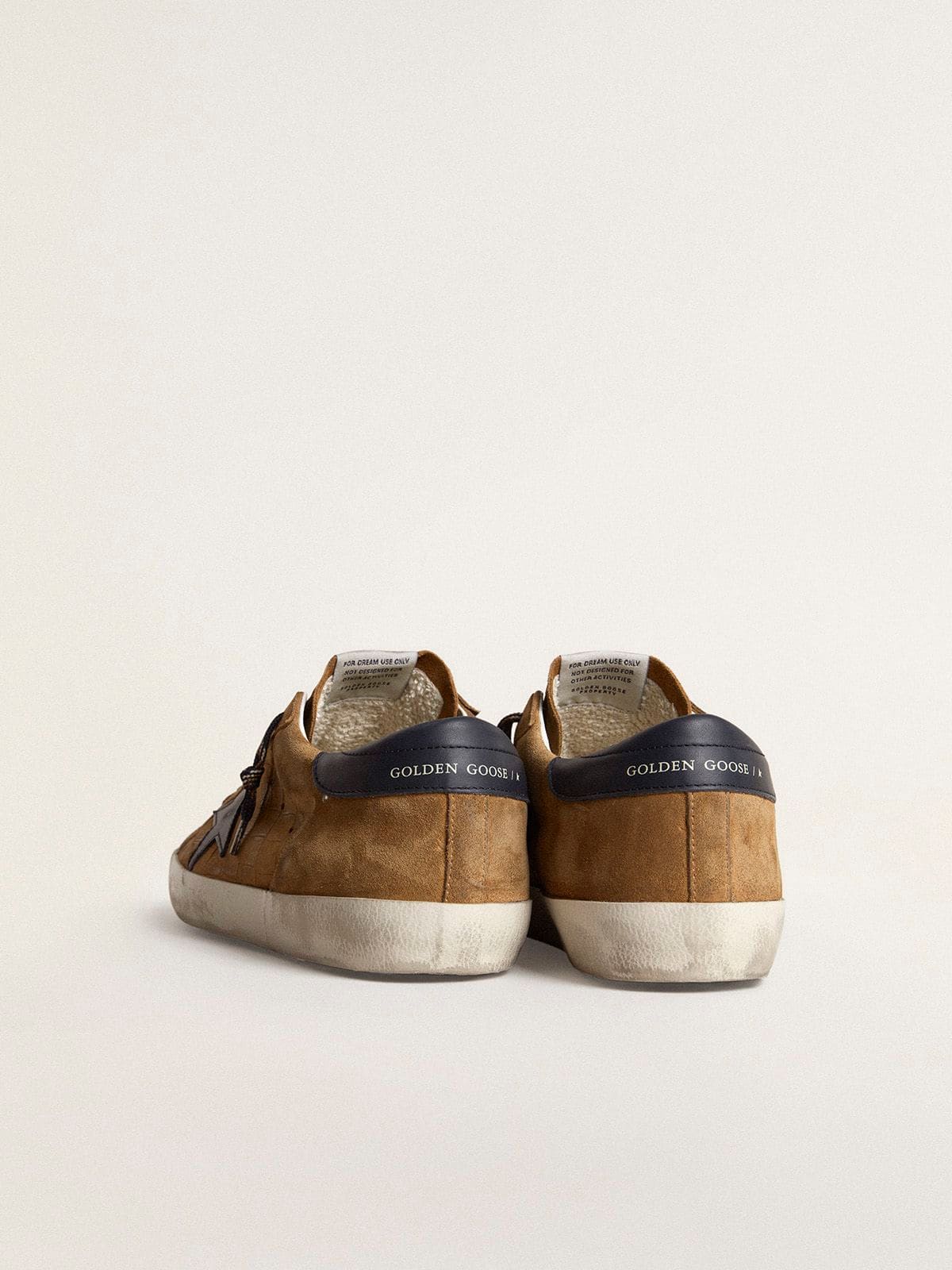Golden Goose - Super-Star LTD pour homme en cuir croco tabac avec étoile et contrefort en cuir bleu nuit in 