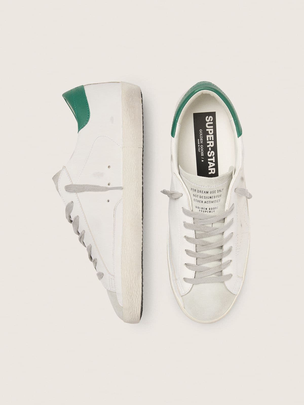 Golden Goose - Super-Star Uomo con stella traforata e talloncino verde in 