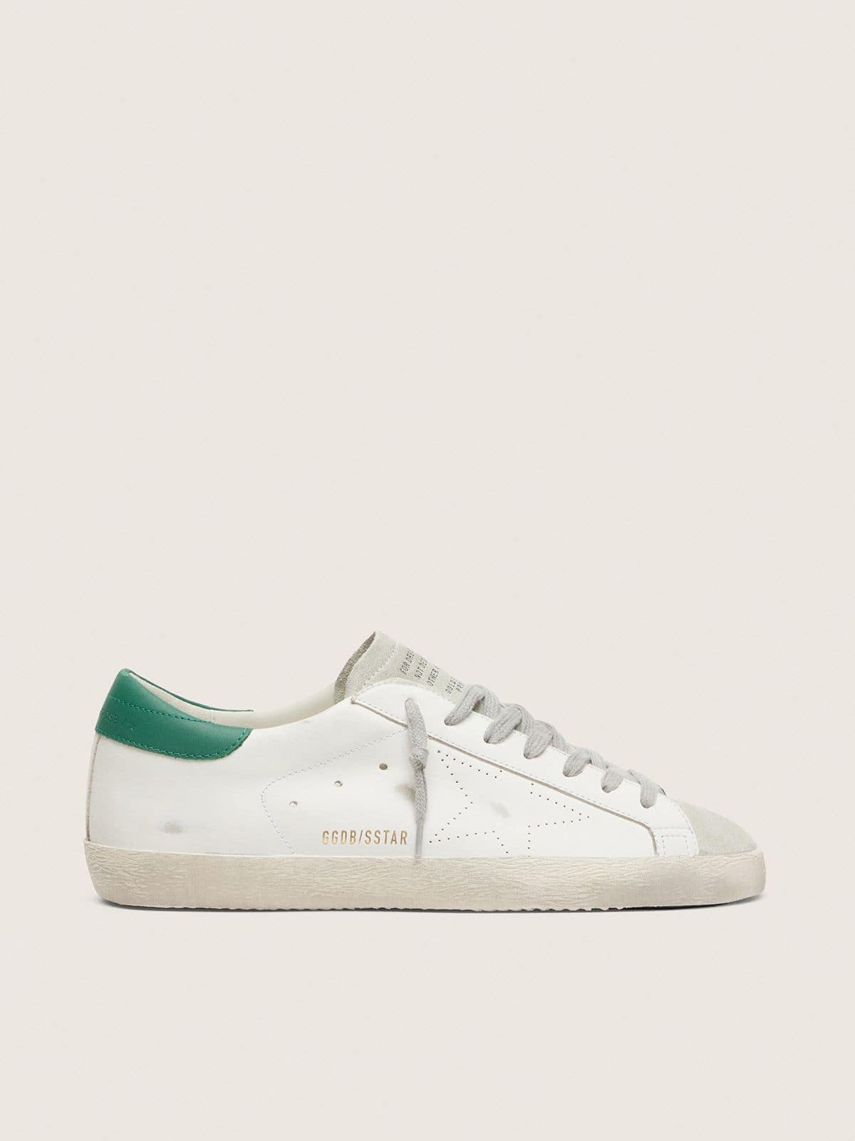 Golden Goose - Super-Star Uomo con stella traforata e talloncino verde in 