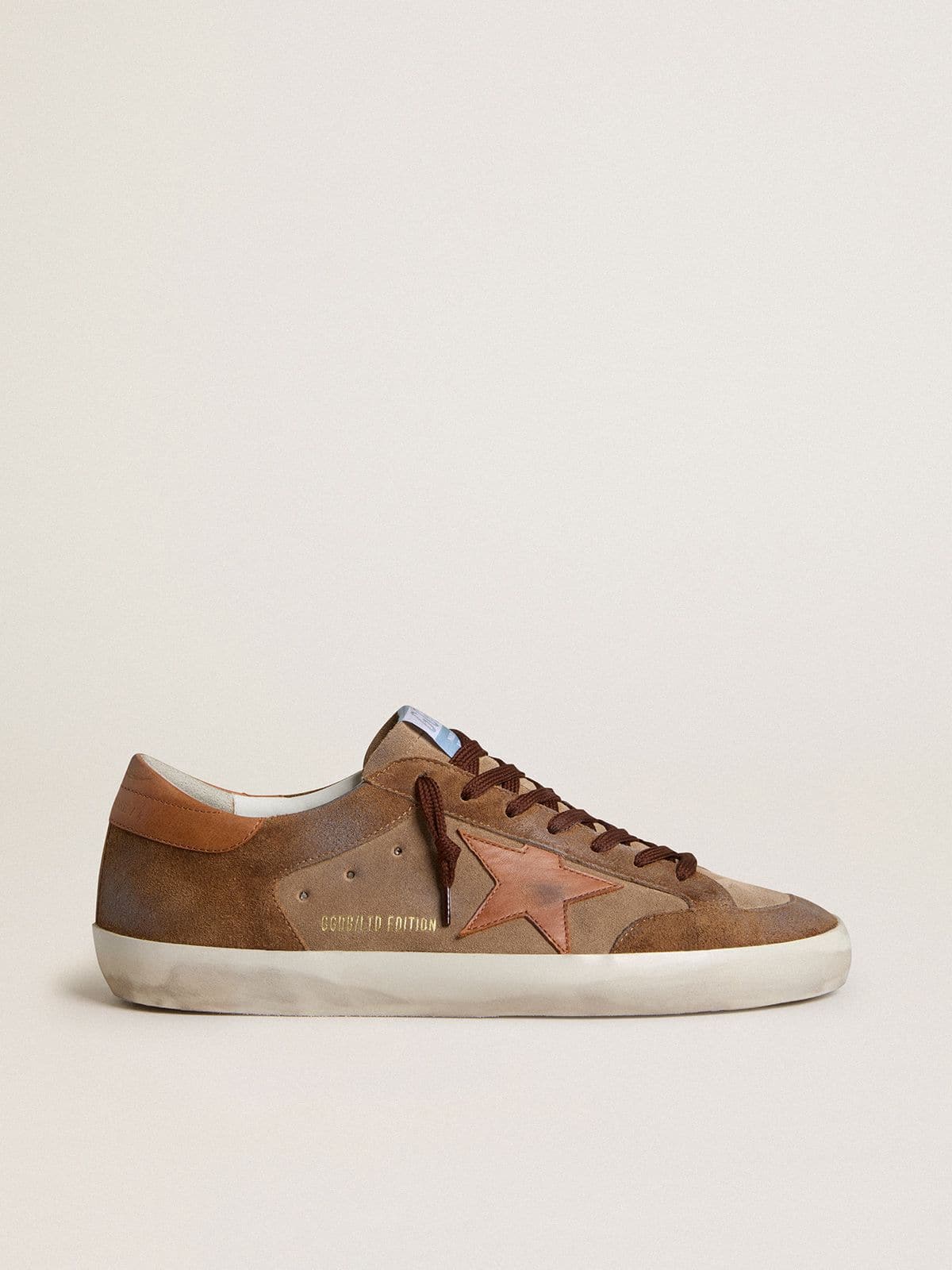 Golden Goose - Super-Star de Hombre de ante marrón con estrella y refuerzo del talón de piel color cuero in 