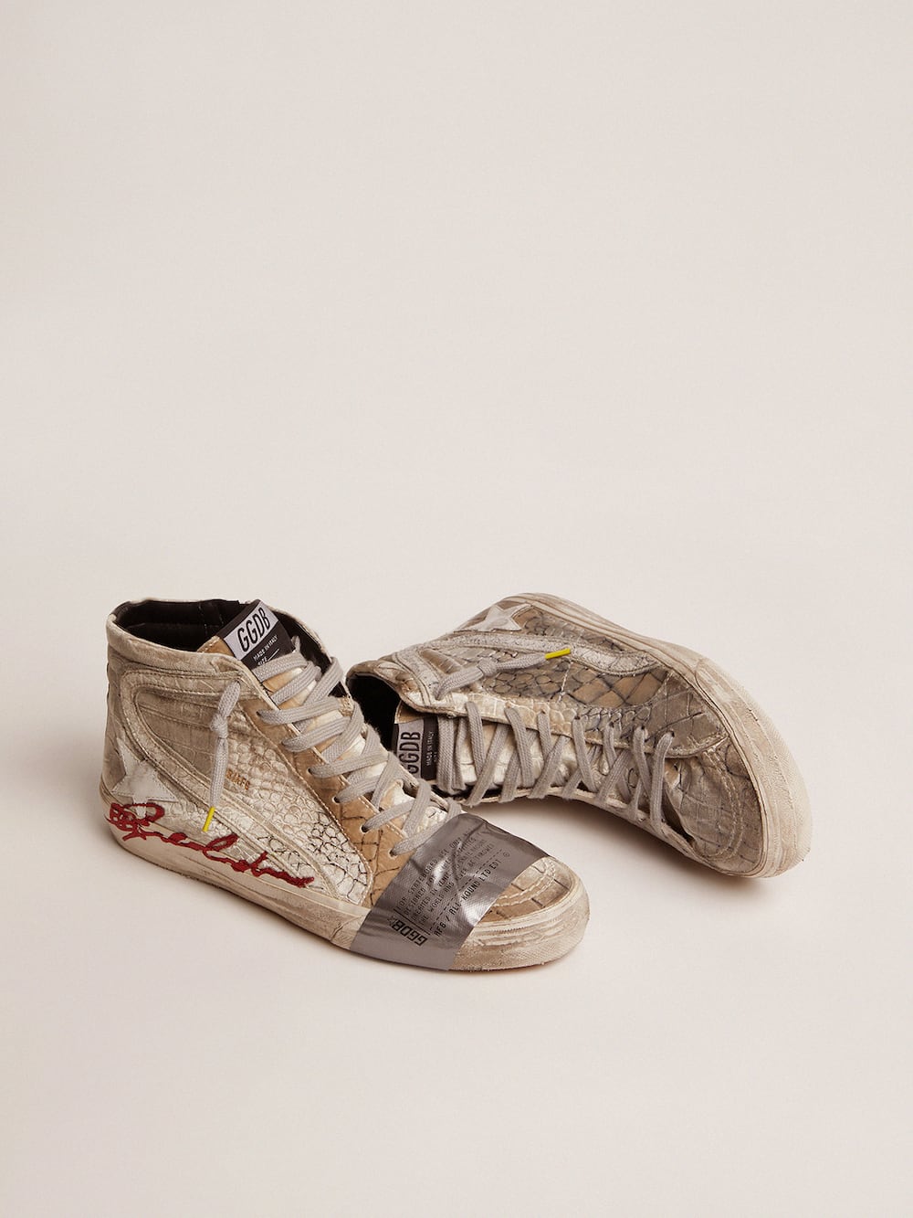 Golden Goose - Slide LAB sneakers with silver velvet upper and crocodile print   in 