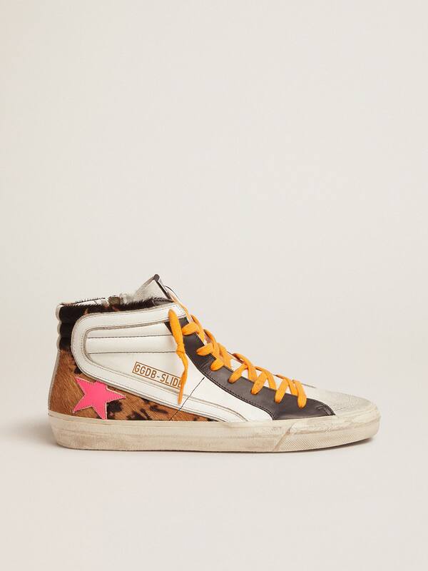 Slide sneakers in pony skin with orange laces and a fuchsia star
