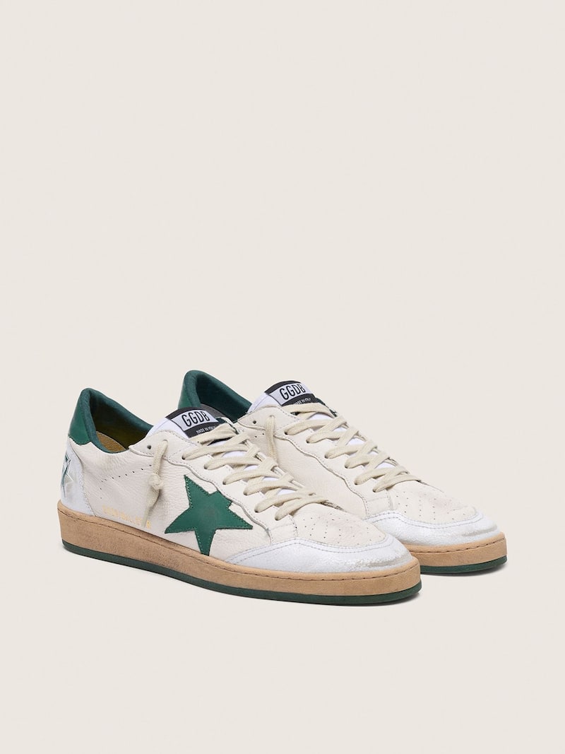 Golden Goose - Ball Star masculino de napa branca com estrela verde in 