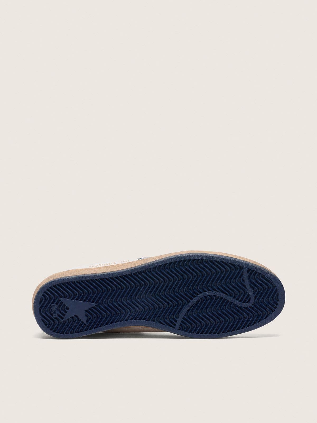 Golden Goose - Ball Star Uomo in nappa bianca con stella e talloncino bluette in 