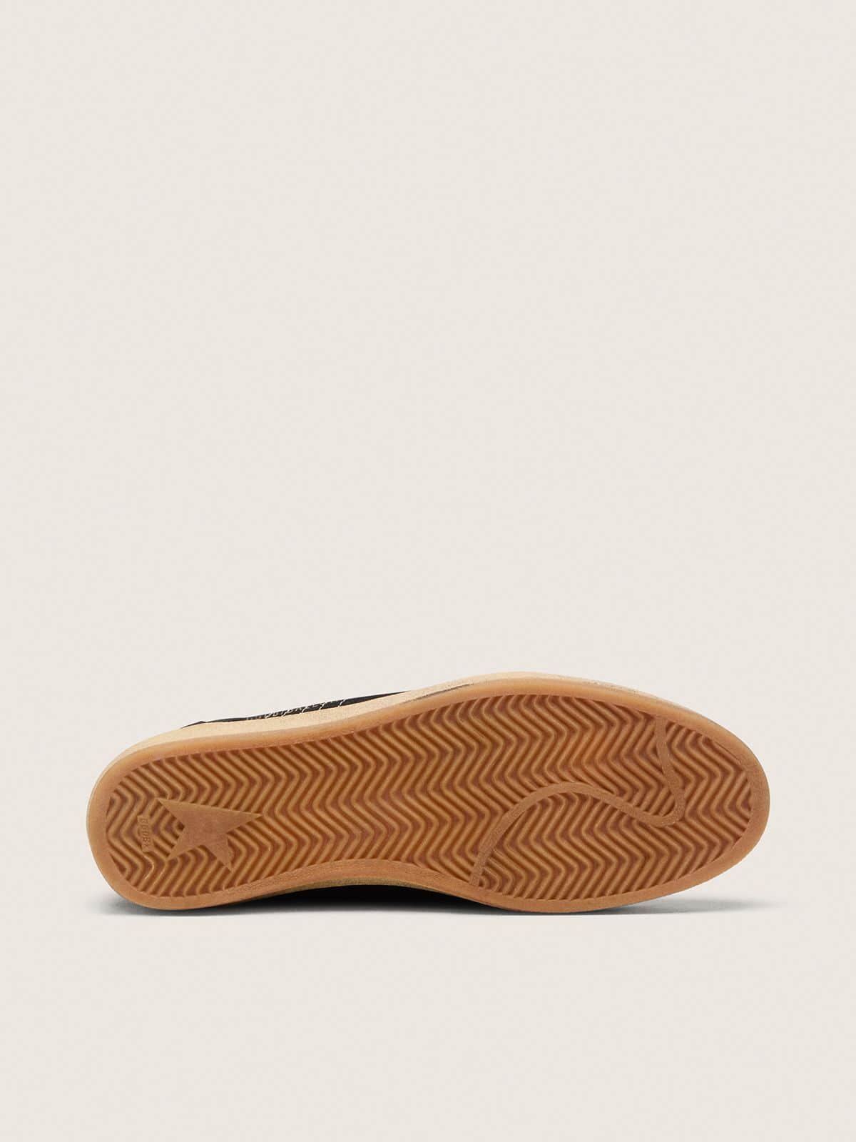 Golden Goose - Ball Star homme en daim noir avec &eacute;toile en cuir blanc in 