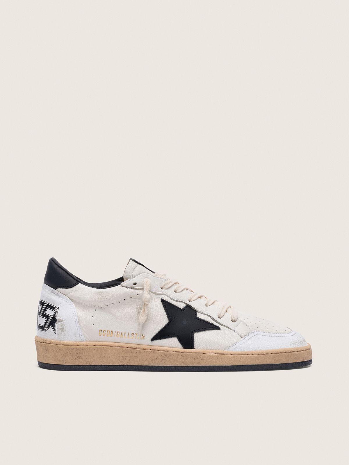 Ball Star homme en nappa blanc avec étoile noire — Golden Goose