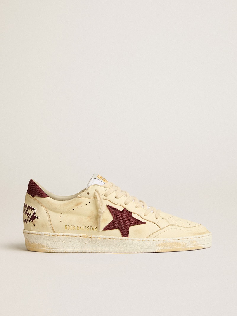 Ball Star en cuir nappa beige avec étoile et contrefort en résille bordeaux