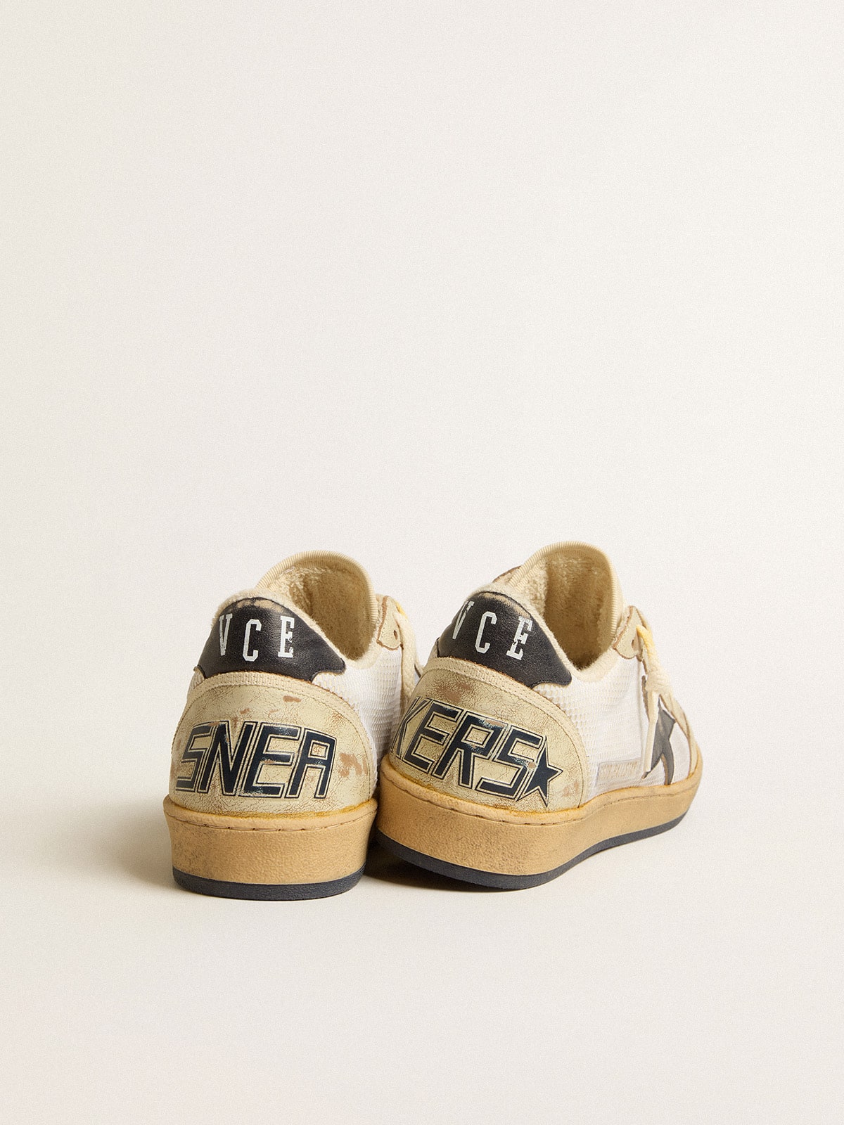 Golden Goose - Ball Star in white mesh with vintage blue leather star and heel tab in 