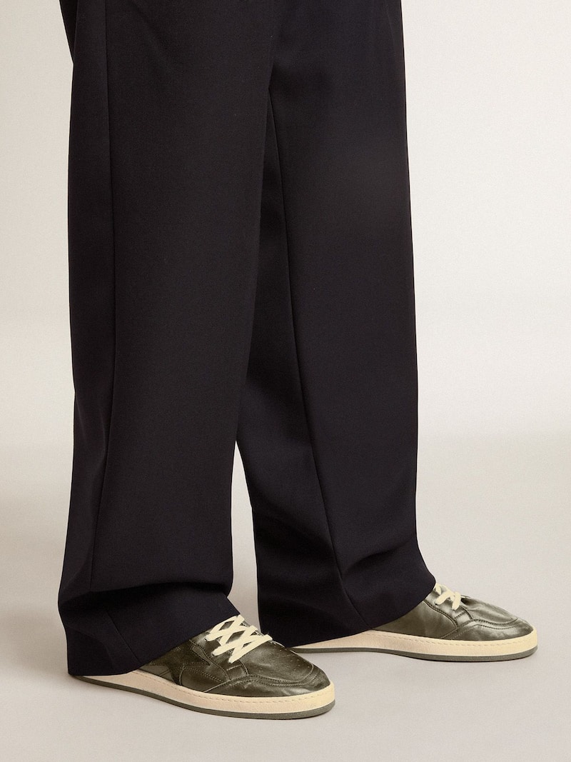 Golden Goose - Ball Star Uomo in nappa nera con stella in suede e talloncino in nappa in 