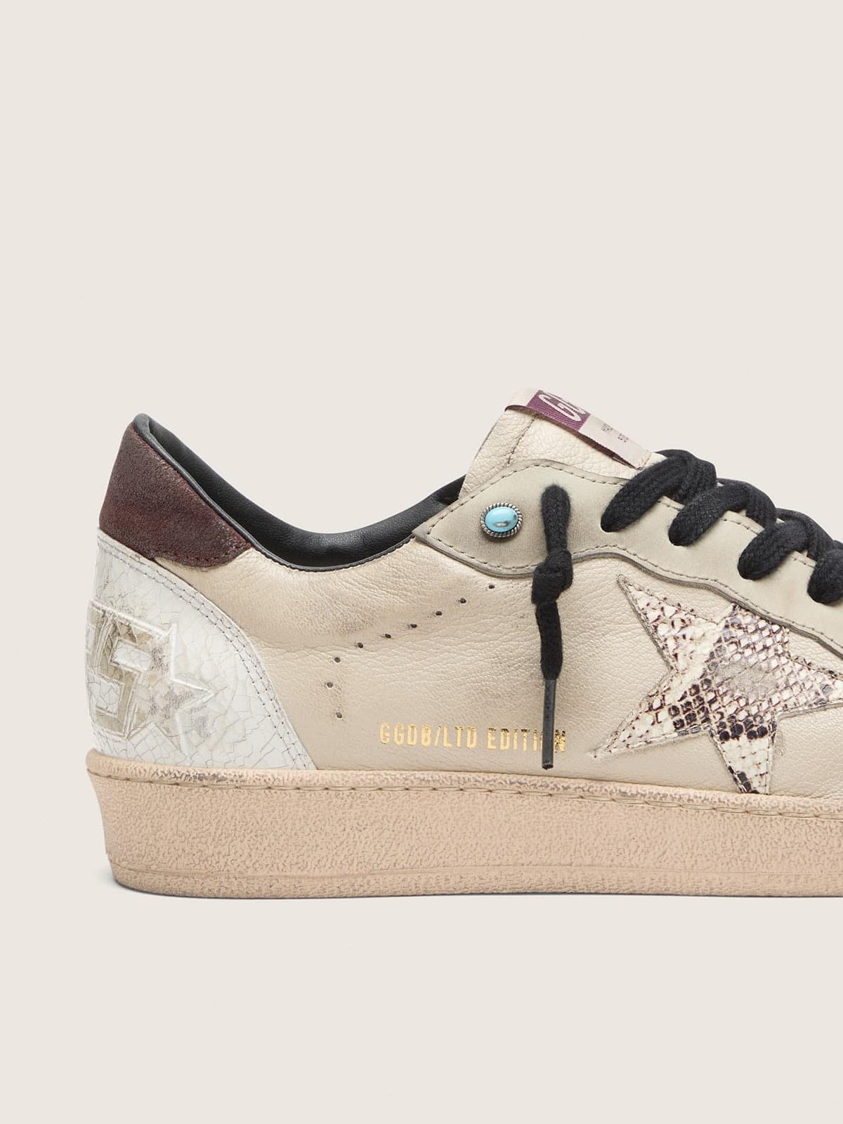 Golden Goose - Ball Star LTD homme en cuir cr&egrave;me avec &eacute;toile python in 