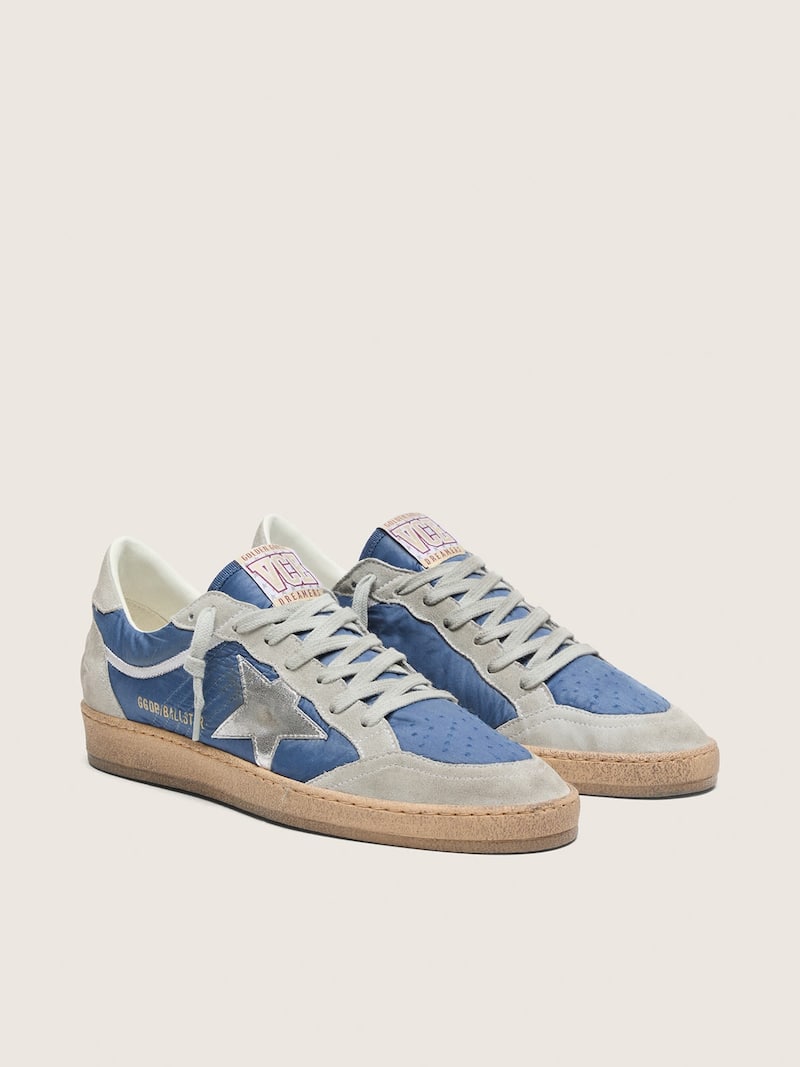 Golden Goose - Ball Star masculino de n&aacute;ilon azul jeans com inser&ccedil;&otilde;es de suede cinza-claro e estrela de couro met&aacute;lico prateado in 