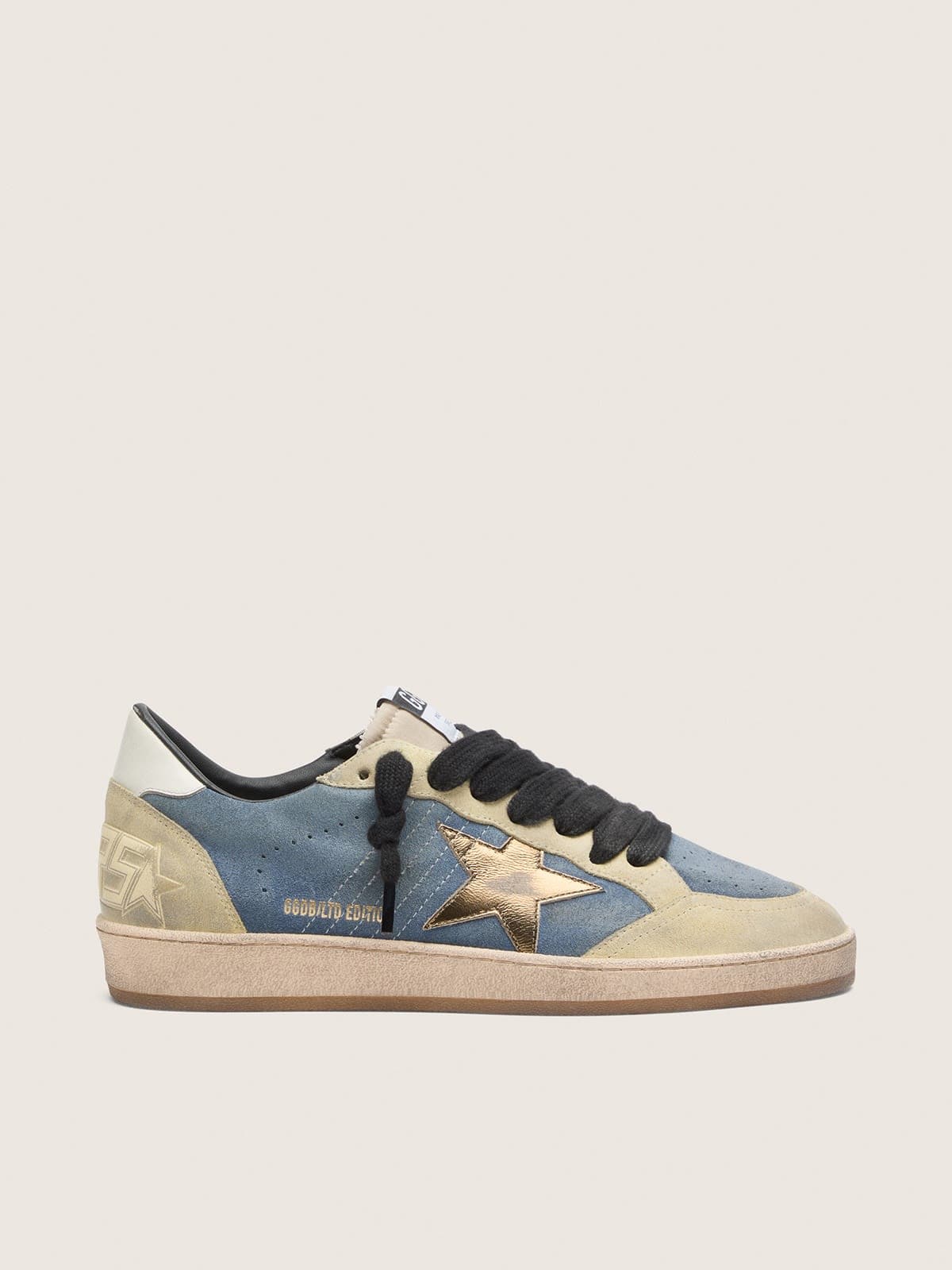 Golden Goose - Ball Star LTD masculino de suede azul jeans e bege com estrela de couro met&aacute;lico dourado in 
