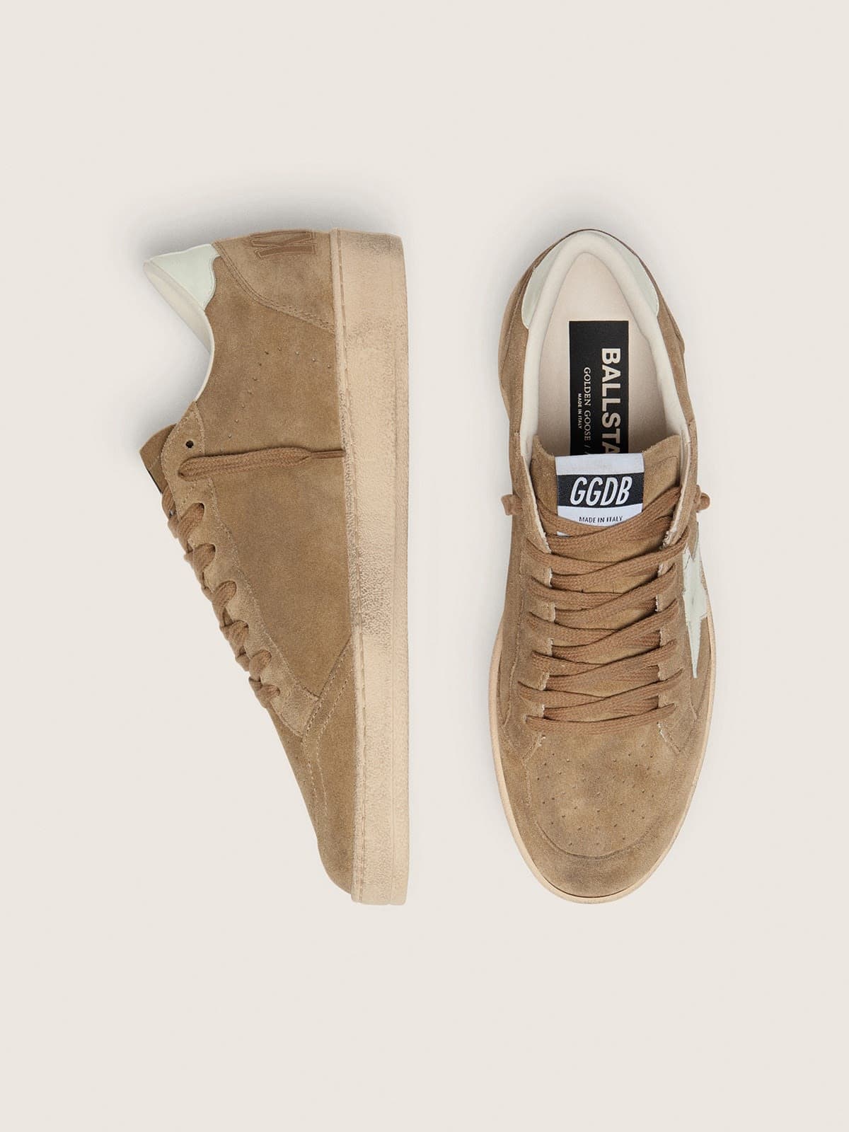 Golden Goose - Ball Star masculino de suede marrom com estrela de couro branco in 