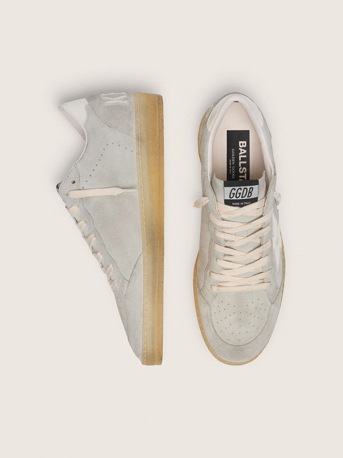 Golden Goose - Ball Star masculino de suede cinza-claro com estrela de couro branco in 