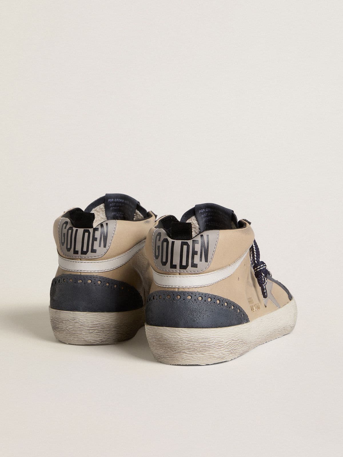 Golden Goose - Mid Star de Hombre de ante beige y azul con estrella de napa gris y detalle de «coma» de piel blanca in 