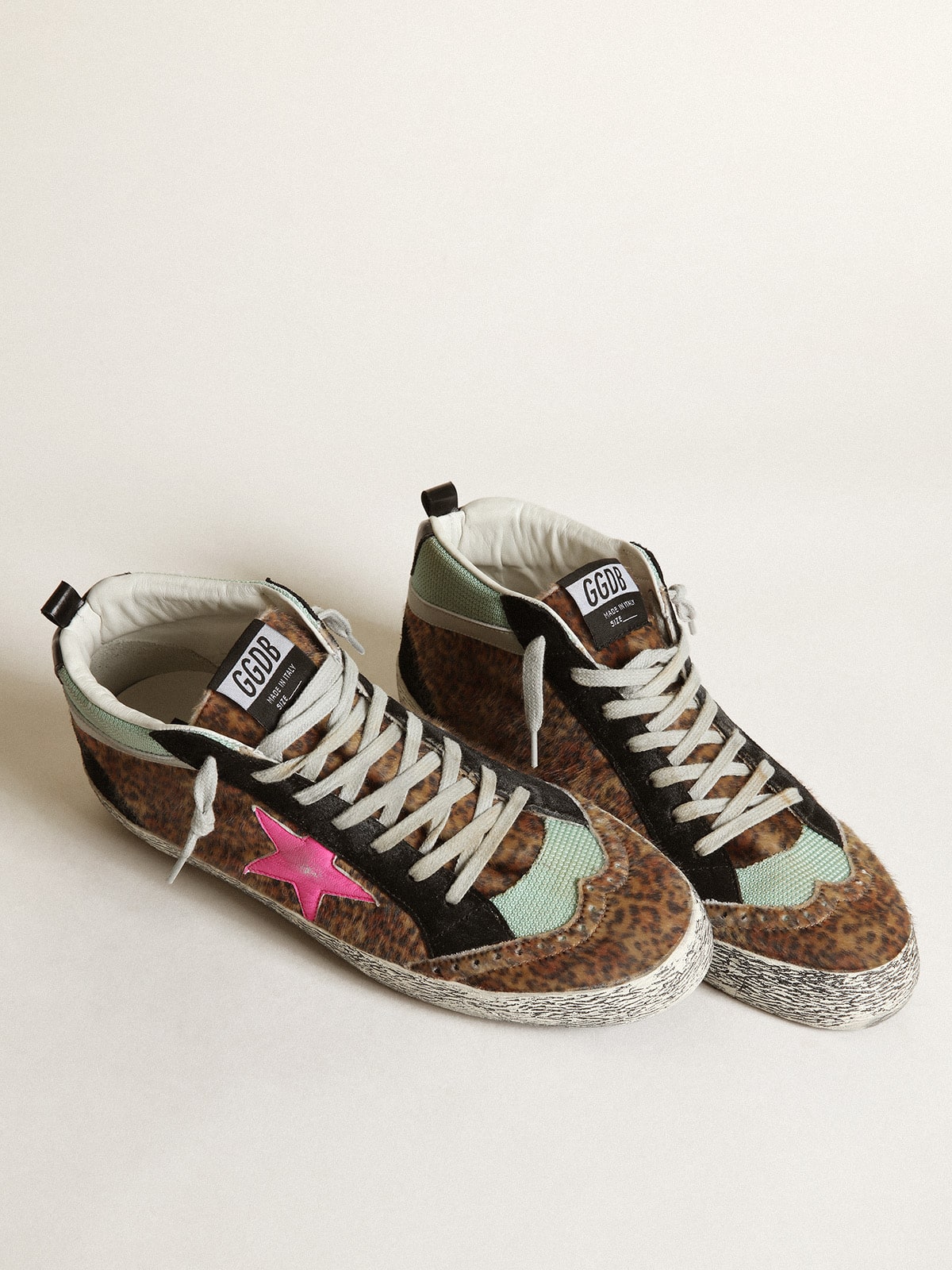 Golden Goose - Mid Star in leopard-print pony skin with fuchsia leather star in 