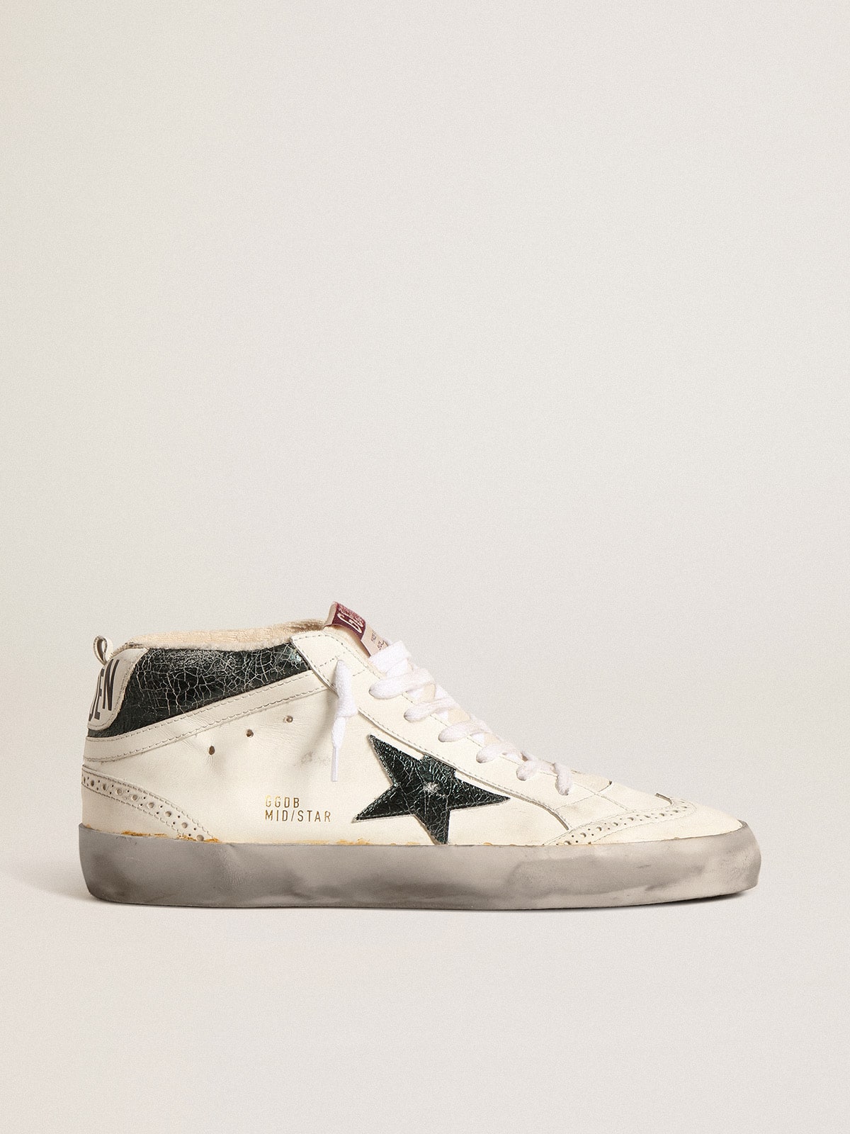 Mid Star with green metallic leather star and white flash Golden Goose