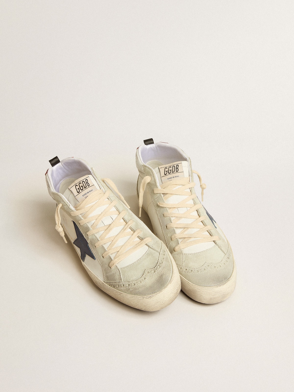 Golden Goose - Mid Star LTD com estrela de couro azul e lista de napa branca in 