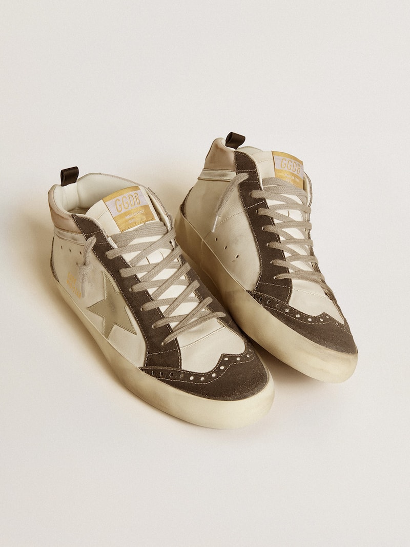 Golden Goose - Mid Star mit grauem Lederstern und Lederkomma in Silber-Metallic in 