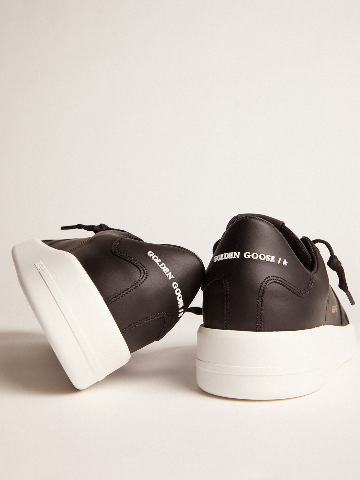 Golden Goose - Black leather Purestar sneakers in 