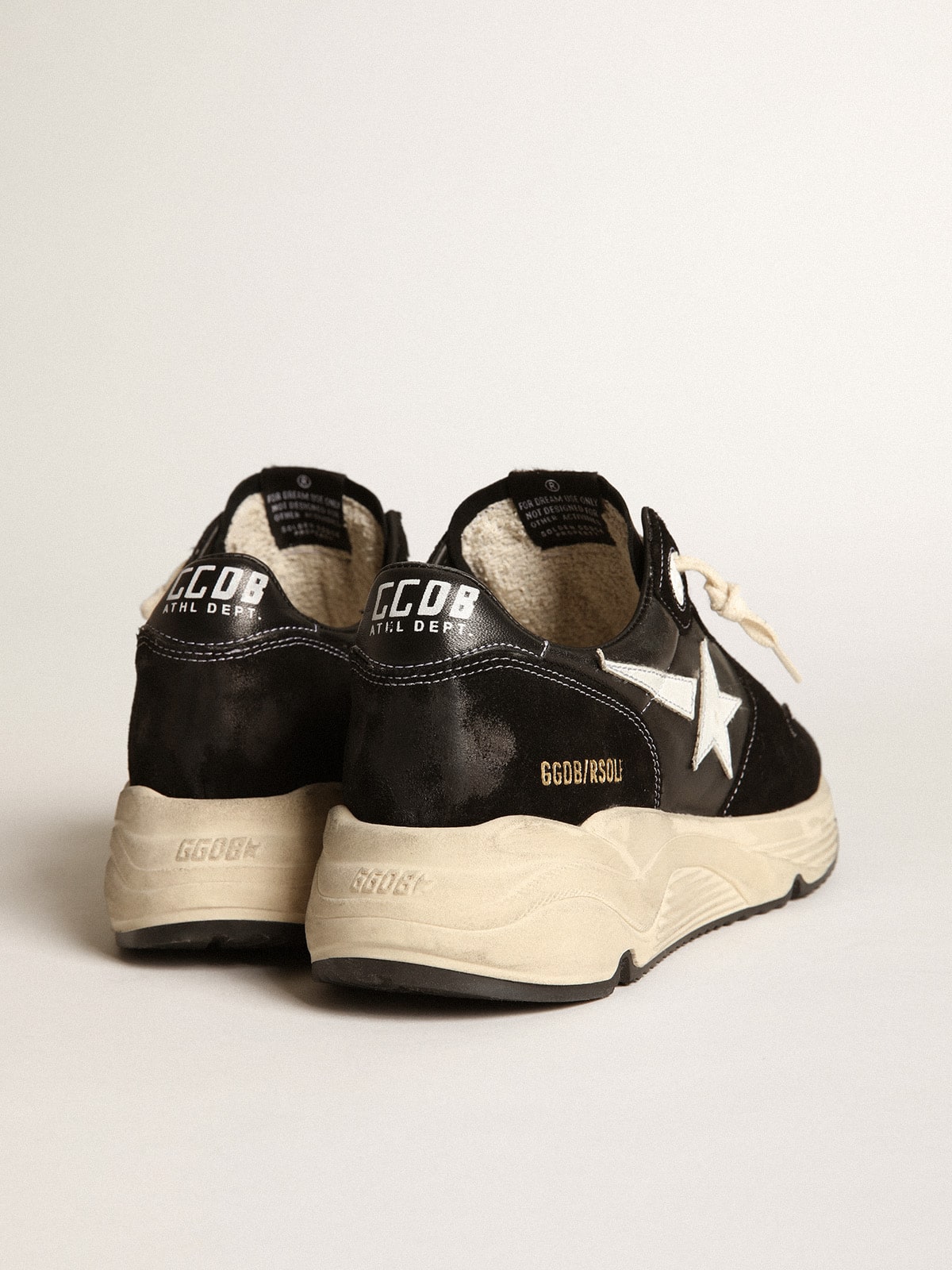 Golden Goose - Running Sole Masculino de napa e suede pretos com estrela branca in 