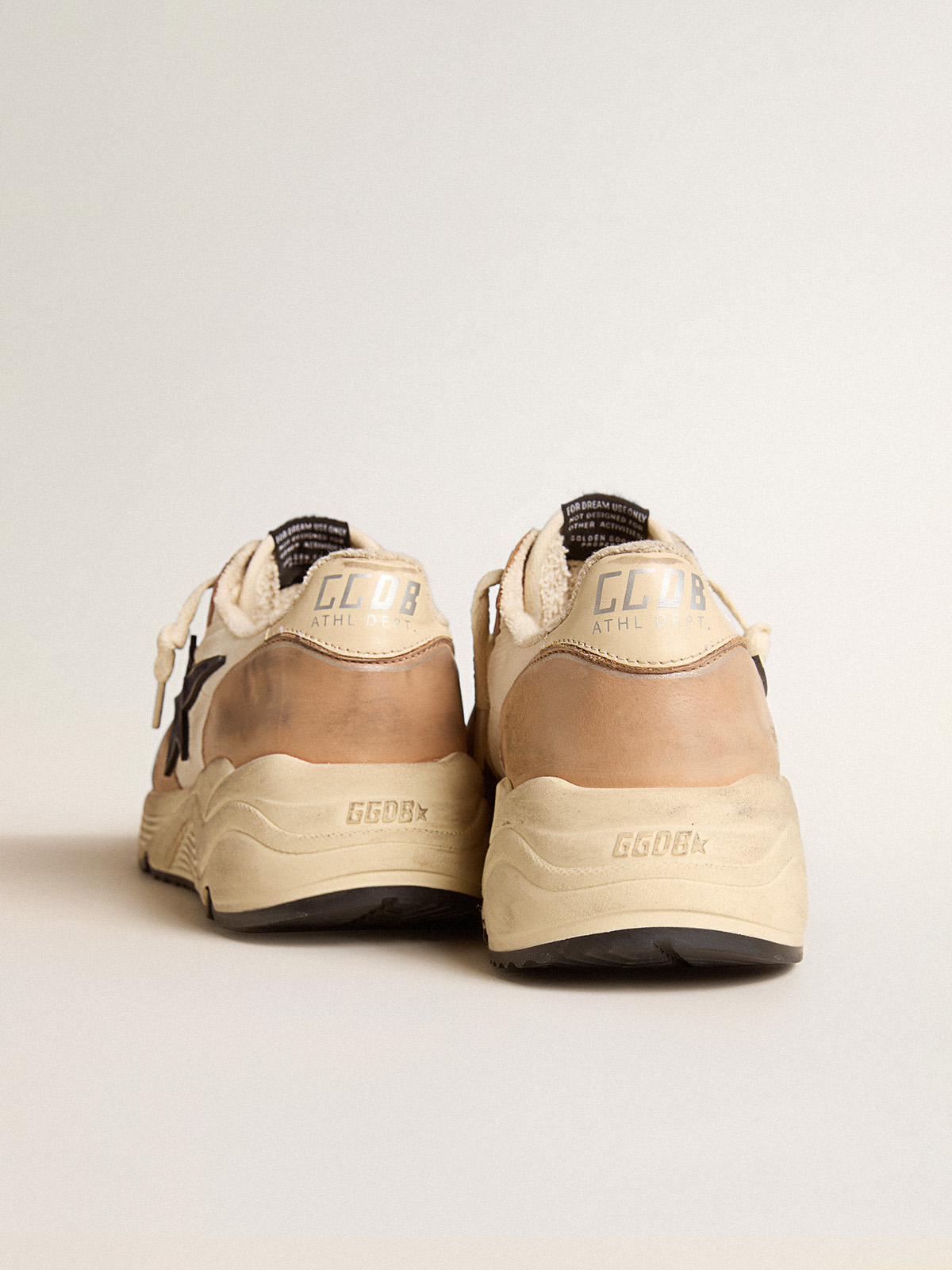 Golden Goose - Running Sole en nylon et nubuck avec étoile en daim bleu foncé in