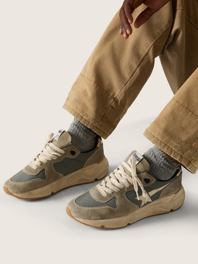 Golden Goose - Running Sole en daim gris avec &eacute;toile et contrefort blancs in 