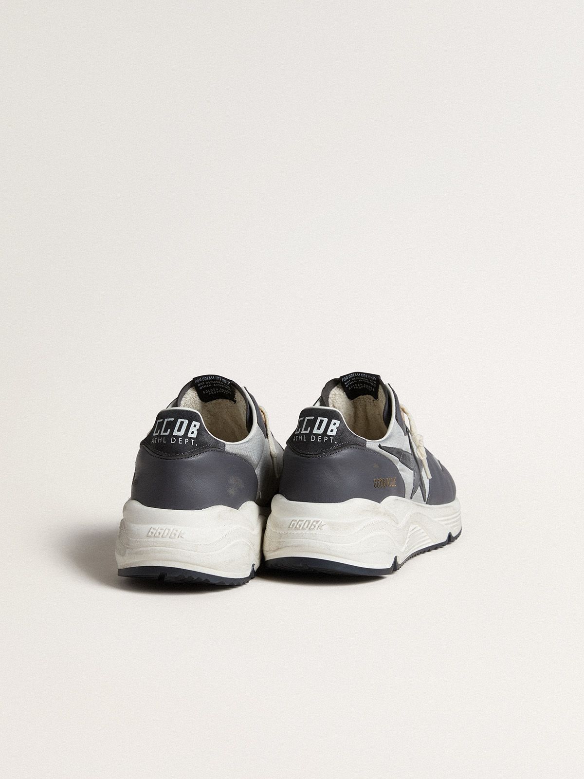 Golden Goose - Men’s Running Sole in gray nylon and black nappa leather with a black suede star in