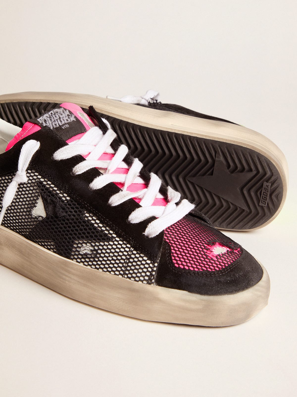 Golden Goose - Limited Edition Stardan hombre fucsia y amarillas in 