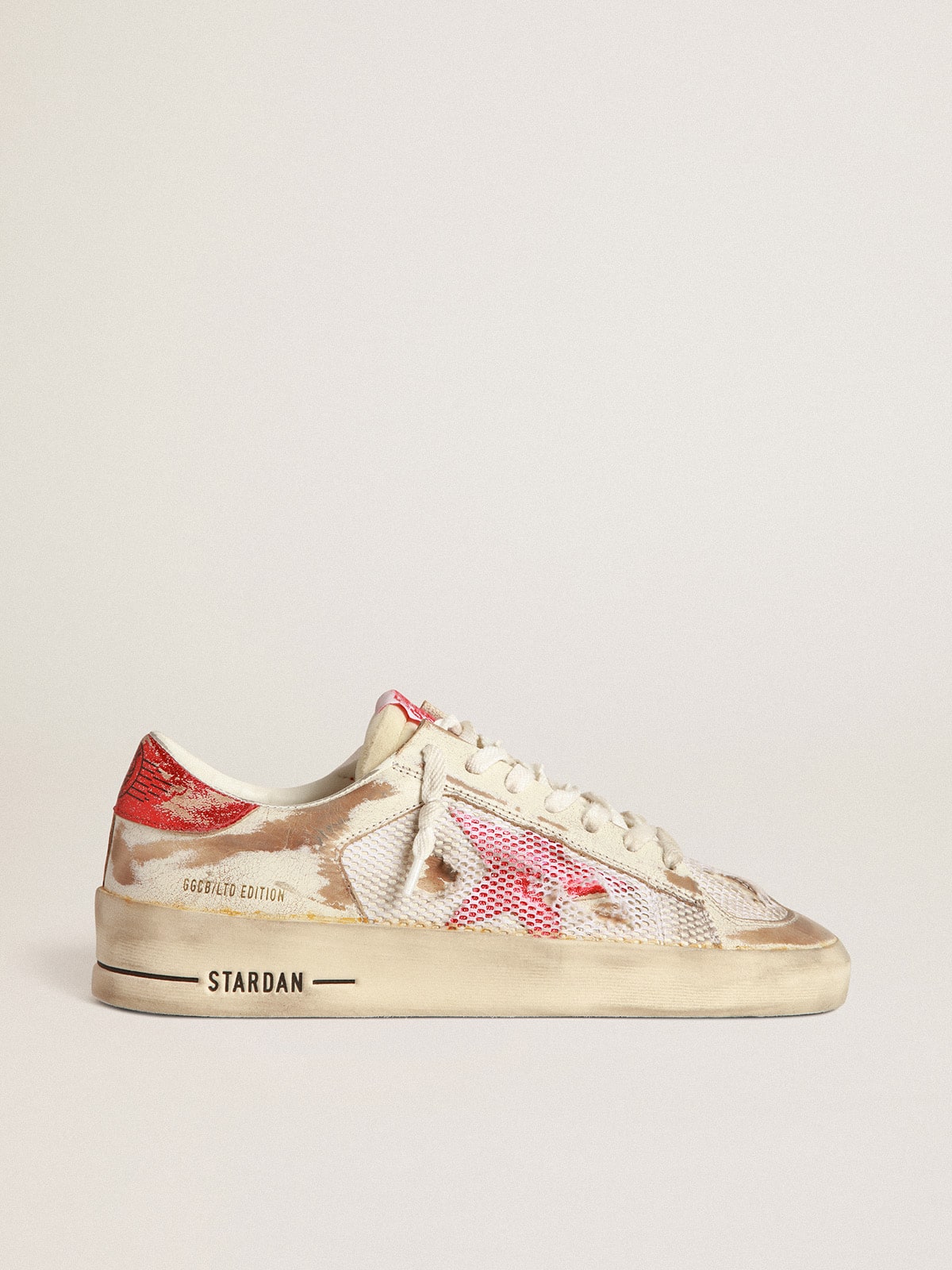 Sneaker Stardan LAB in pelle e rete bianche con stella in pelle laminata rossa Golden Goose