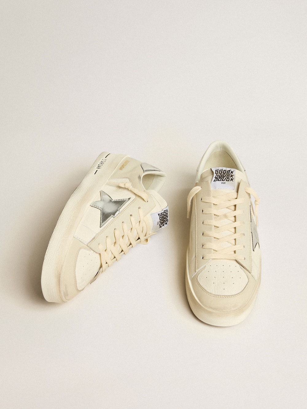 Golden Goose - Men's Stardan in nappa leather with silver mirror-effect star and heel tab in 
