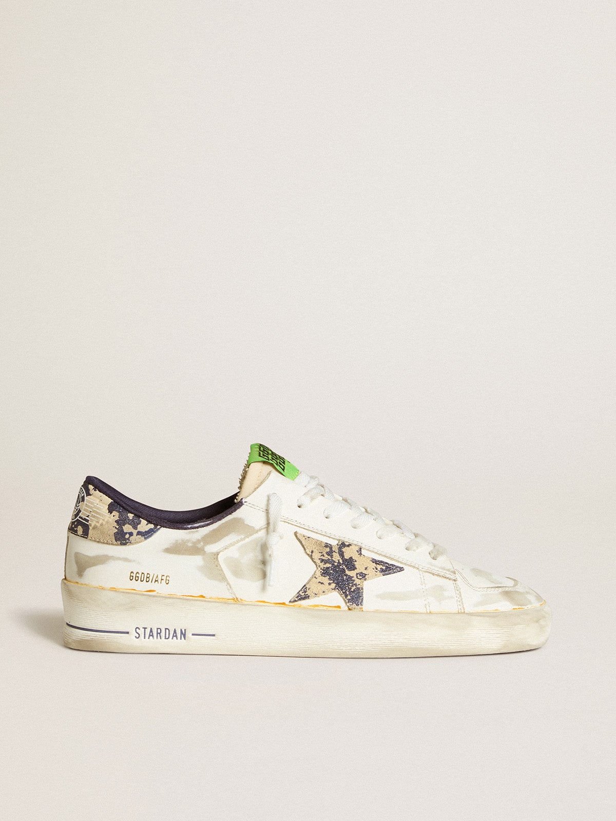 Golden Goose - Stardan LAB Herren aus weißem Leder mit Camouflagemuster an Stern und Ferse in 