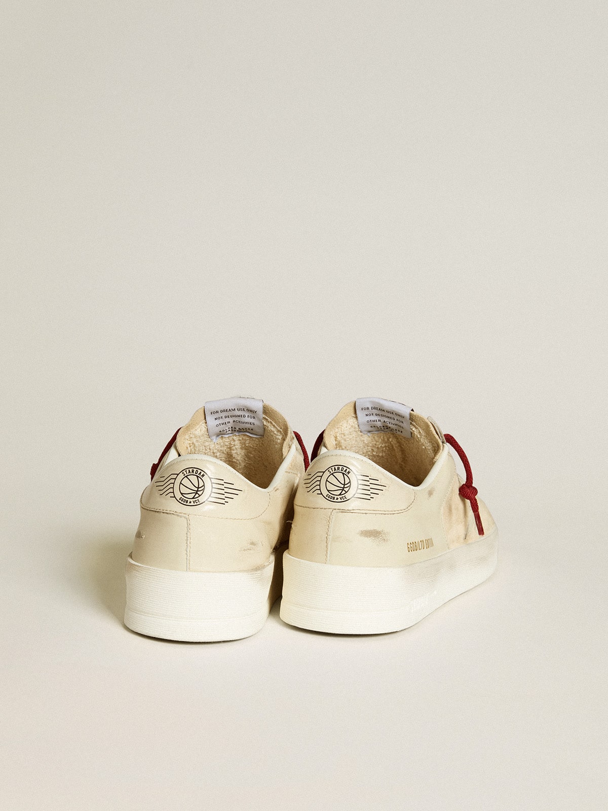 Golden Goose - 페이턴트 화이트 레더 스타 & 힐탭 스웨이드 스타단 LTD in 