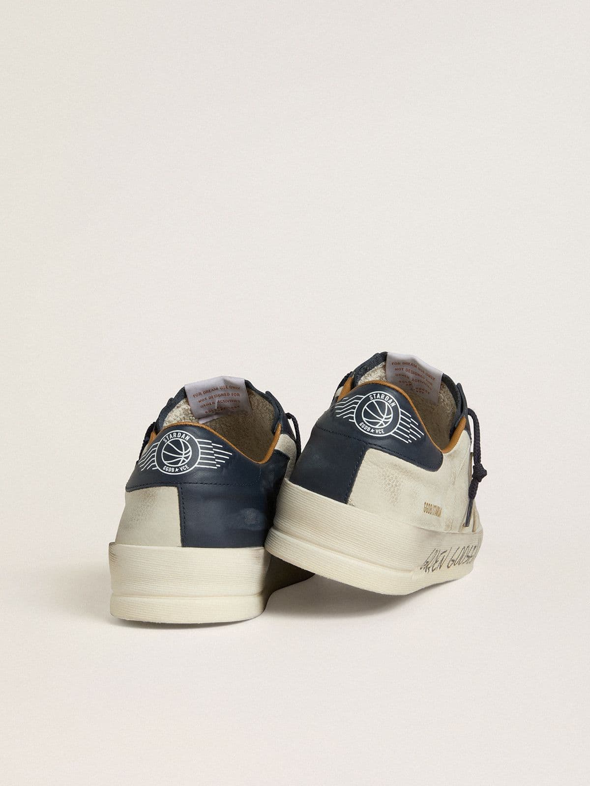 Golden Goose - Stardan de Hombre de nobuk con estrella de piel laminada y refuerzo del talón de napa azul in 