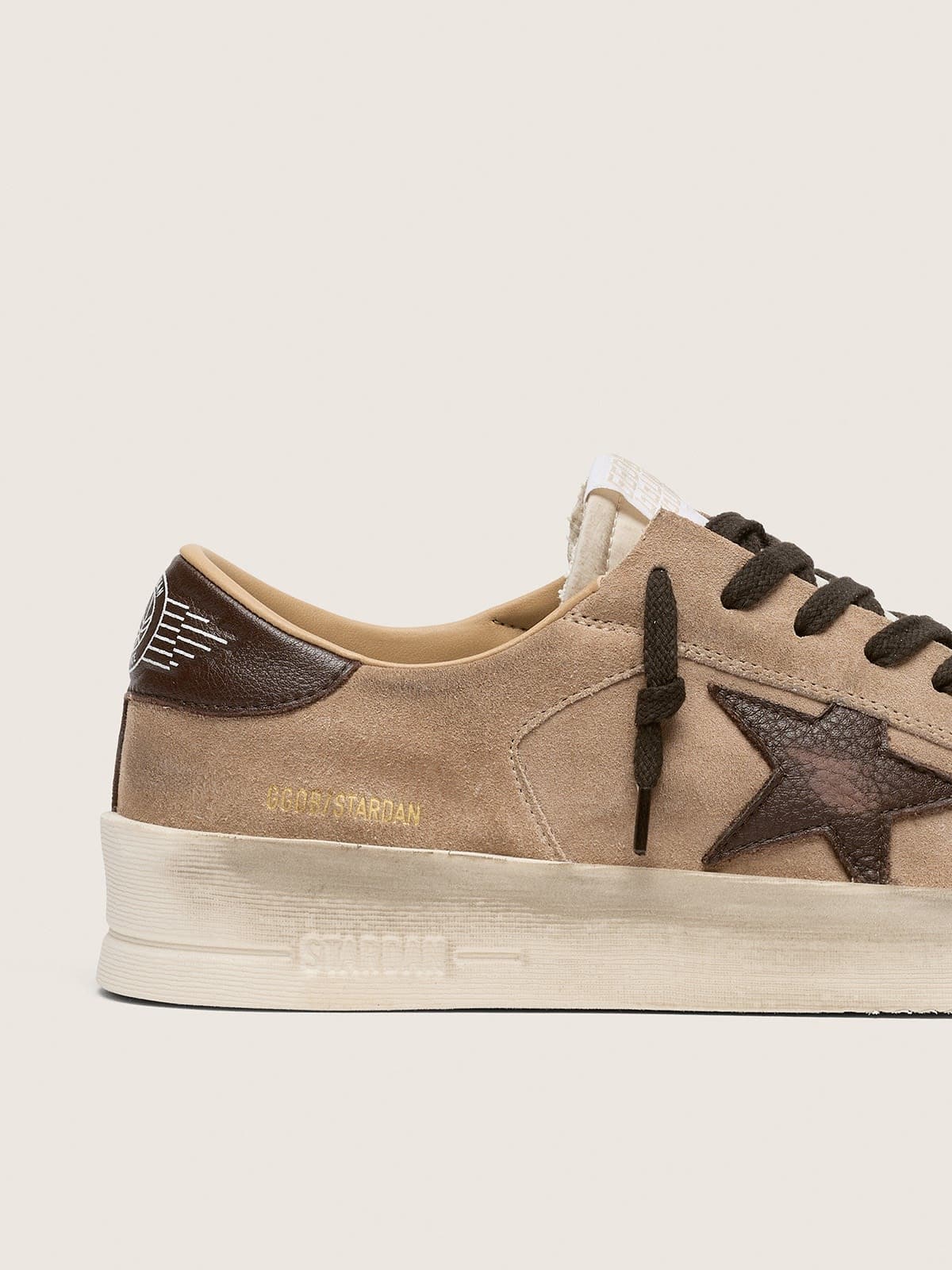 Golden Goose - Stardan uomo in suede beige con stella e inserti color marrone in 