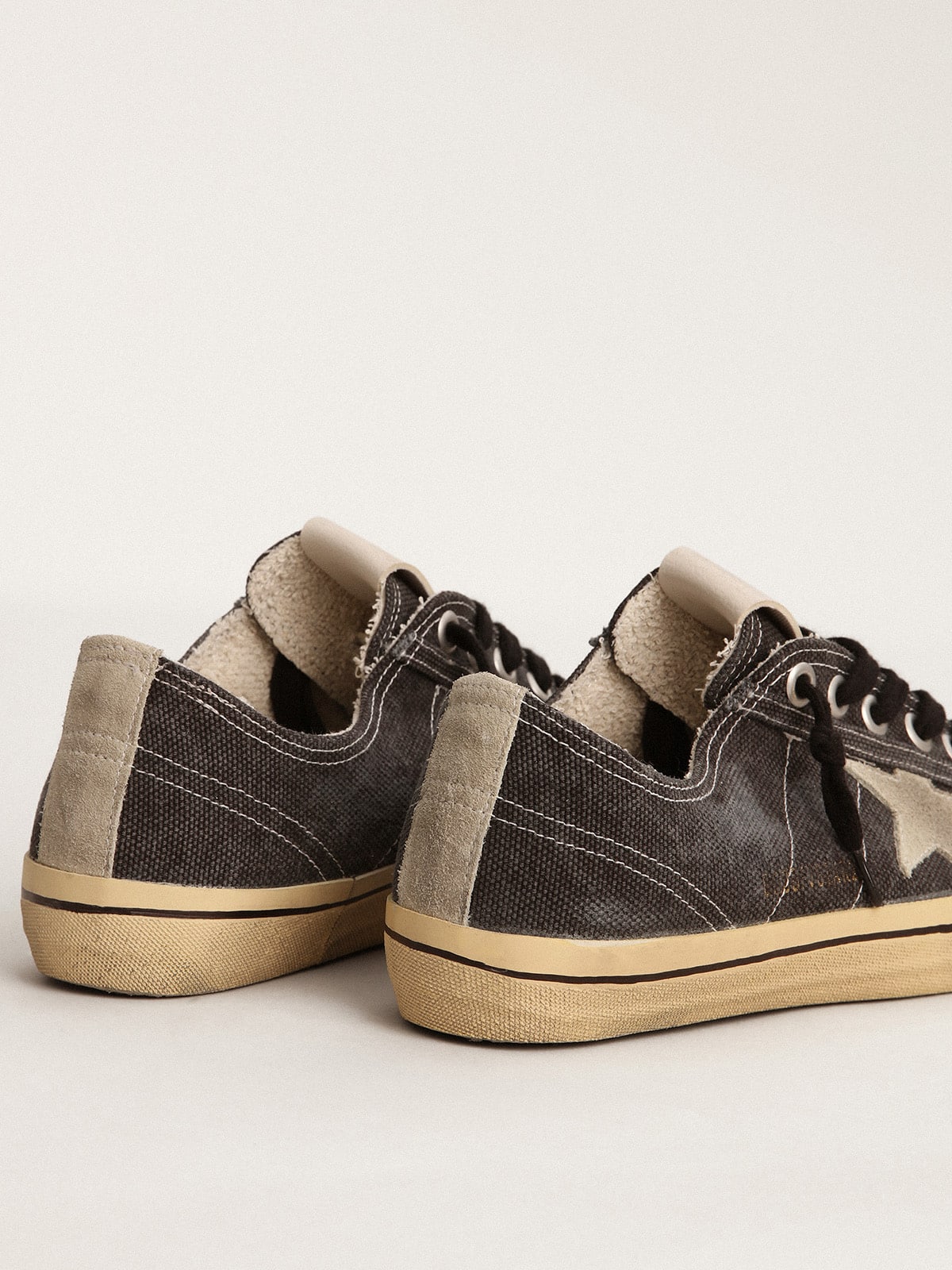 Golden Goose - Men's V-Star LTD in black canvas with ice-gray star and heel tab in 