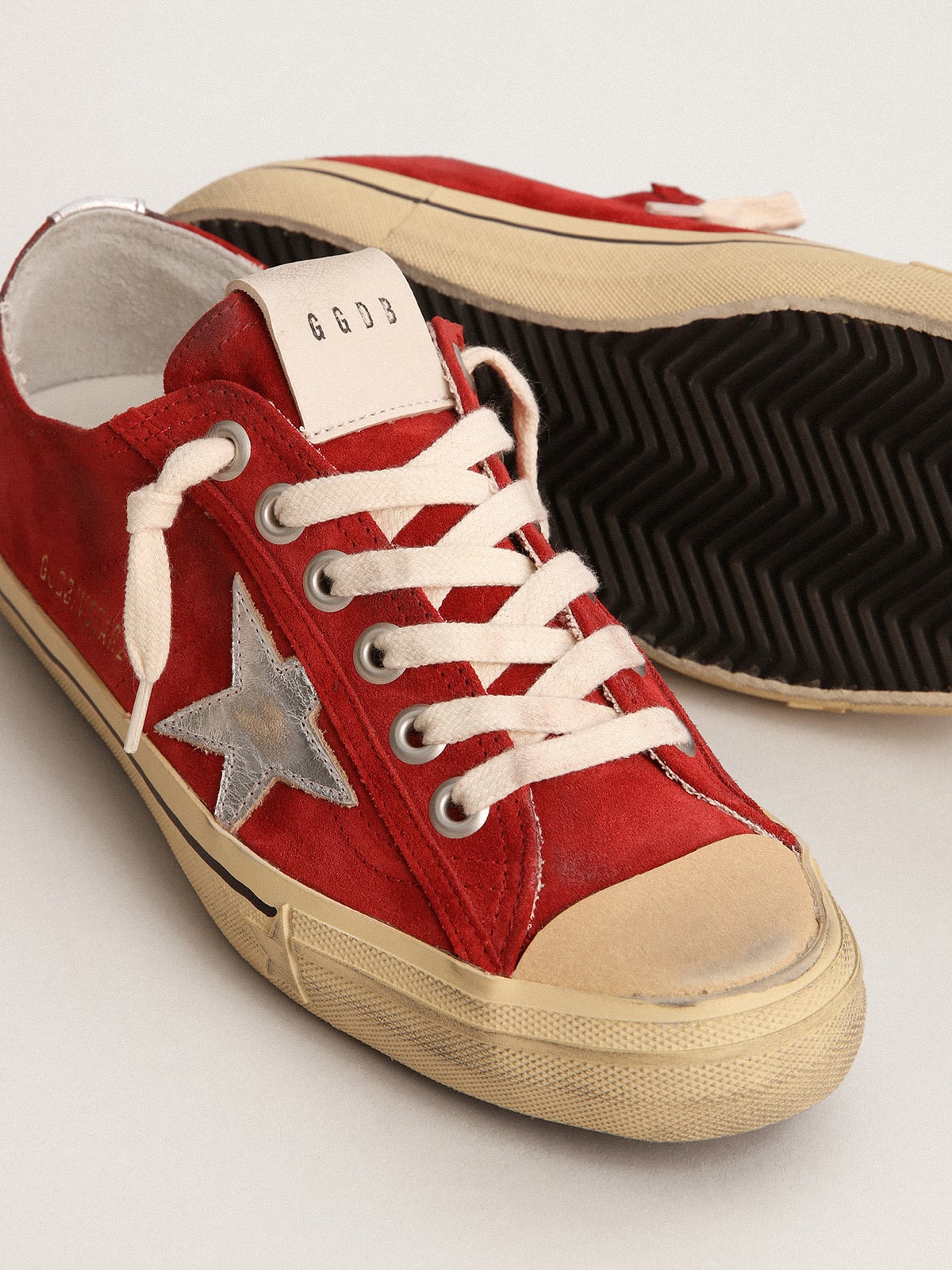 Golden Goose - Men's V-Star LTD in dark red suede with silver star and heel tab in 