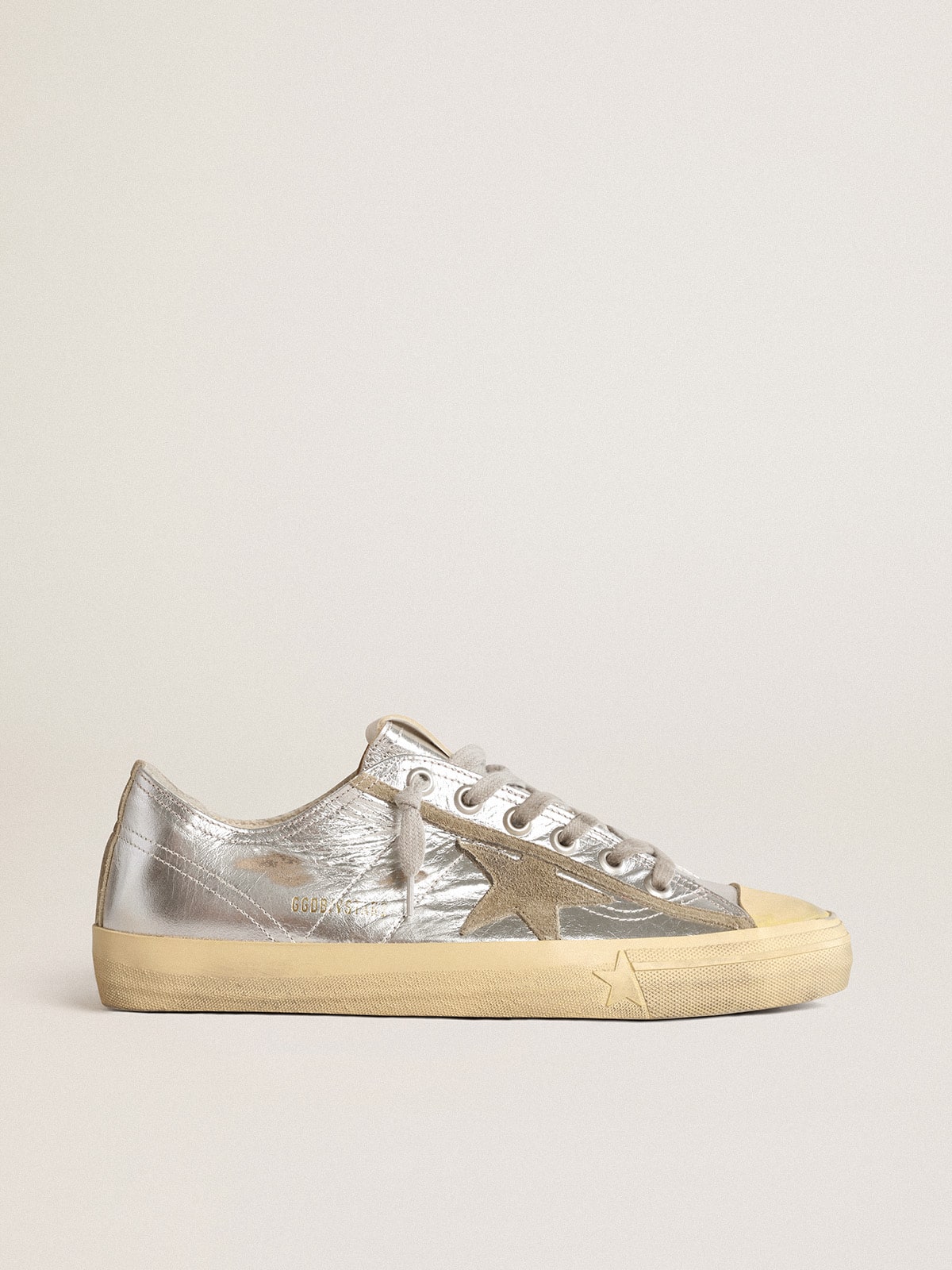 Golden Goose - Zapatillas deportivas V-Star LTD para Hombre de piel laminada color plateado con estrella de ante color gris hielo in 