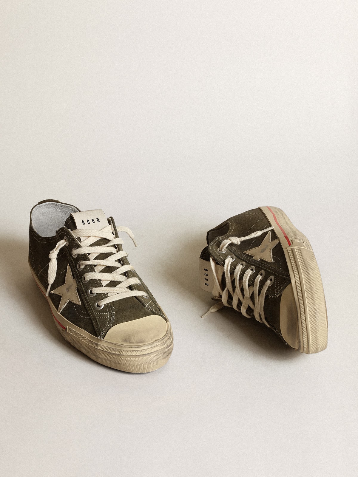 Golden Goose - Men's V-Star LTD in dark green suede with ivory star in 