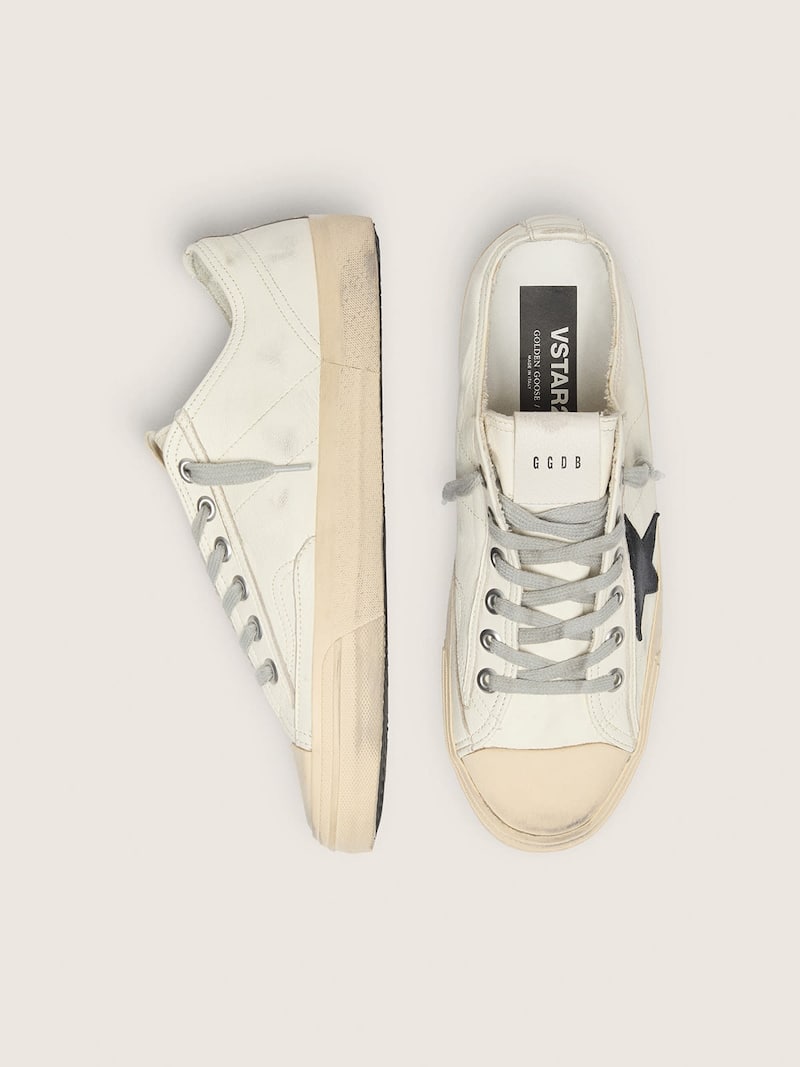 Golden Goose - V-Star de napa negra con estrella de piel nobuk negra in 
